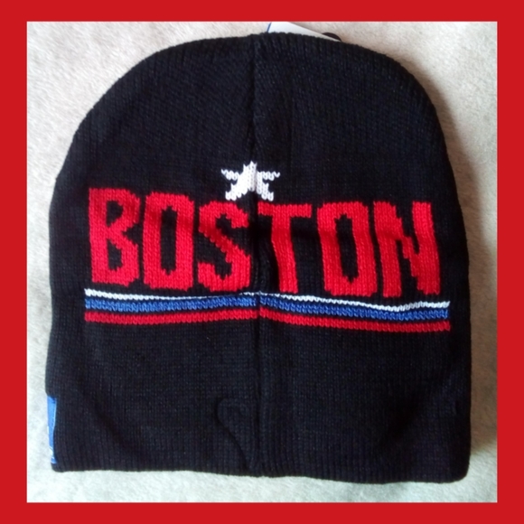 BOSTON ADULTS UNISEX WINTER HATS! - Picture 2 of 3